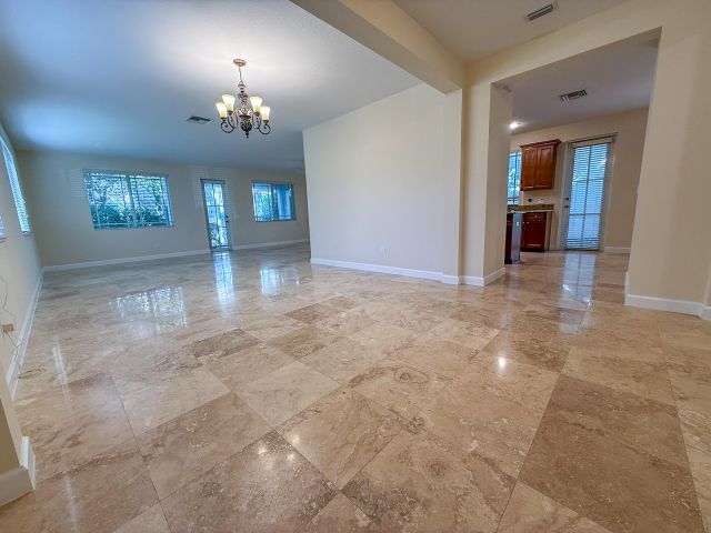 Home for rent at 122 NW Gardner Street - photo 6852729