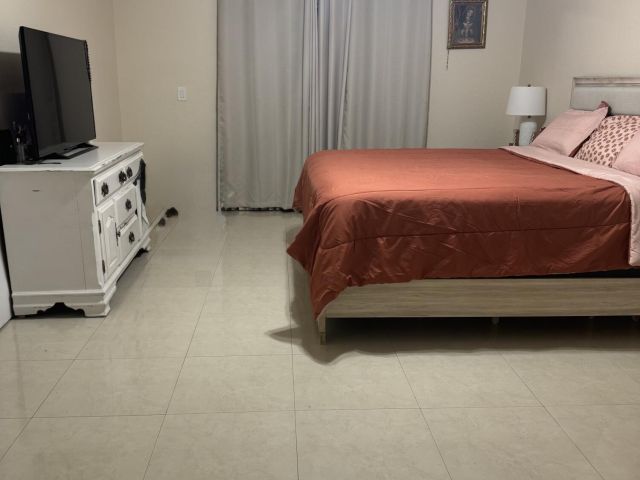 Home for rent at 5621 Azalea Circle - photo 6610608