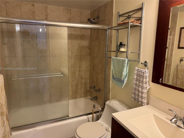 Apartment for sale  Unit #15A - photo 7445411