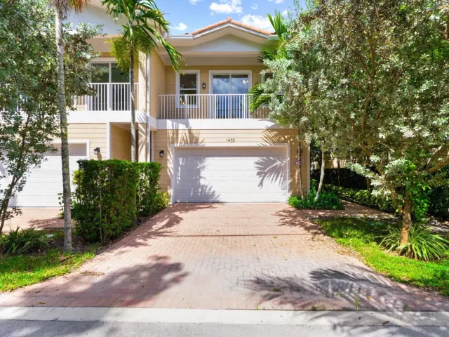 4-bedroom home for rent in Fort Lauderdale - 1430 SW 4th Avenue 1430 - MondialRealty