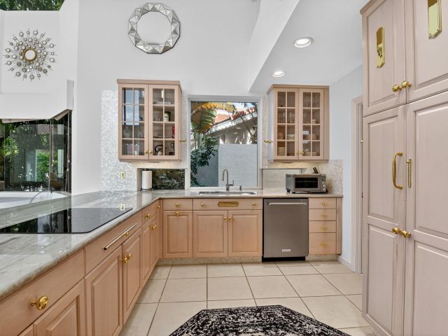 Home for sale at 16670 Senterra Drive - photo 6656743