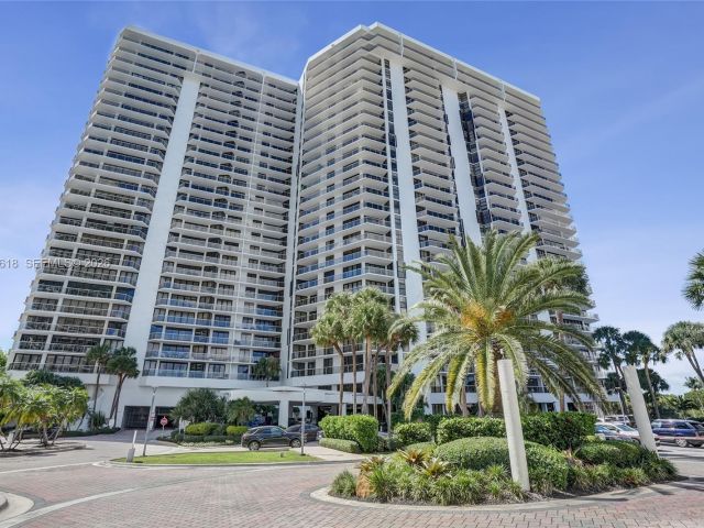 Apartment for sale  Unit #2110 - photo 7528326