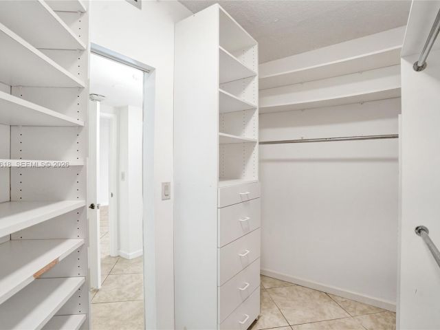 Apartment for sale  Unit #2110 - photo 7528338