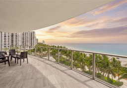 Apartment #600 at St Regis Center Tower