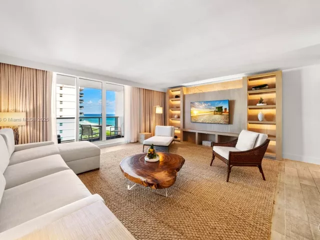 2-bedroom condo for sale in Miami Beach - 102 24th St 1215 - MondialRealty