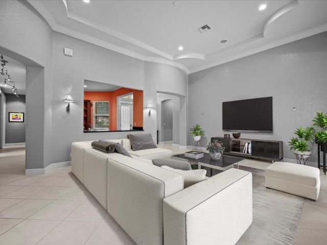 Home for sale at 7899 Preserve Drive - photo 6634273