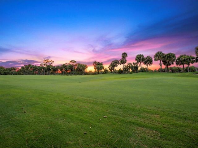 Home for sale at 7899 Preserve Drive - photo 6634279