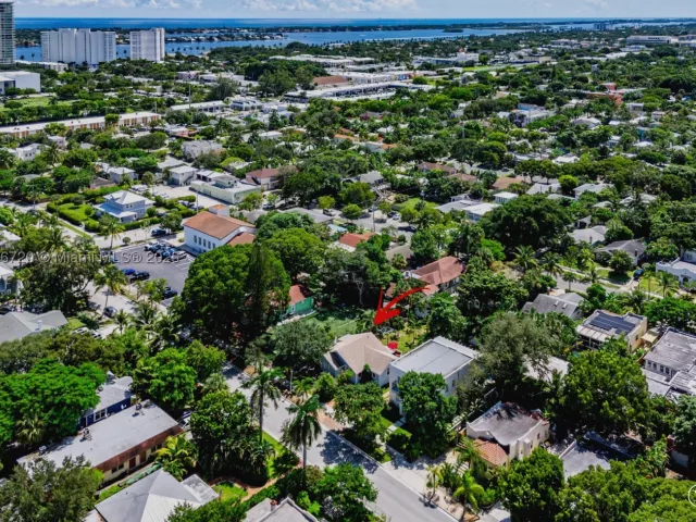 2-bedroom home for sale in West Palm Beach - 728 Newark St - MondialRealty