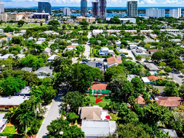 2-bedroom home for sale in West Palm Beach - 728 Newark St - MondialRealty