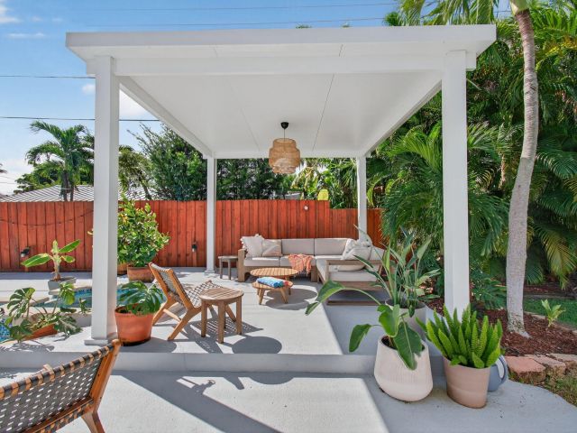 Home for rent at 802 Mallard Drive - photo 6616751