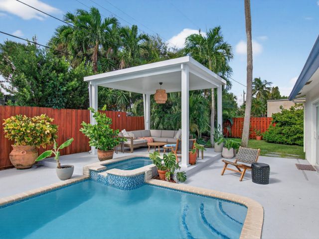 Home for rent at 802 Mallard Drive - photo 6616755