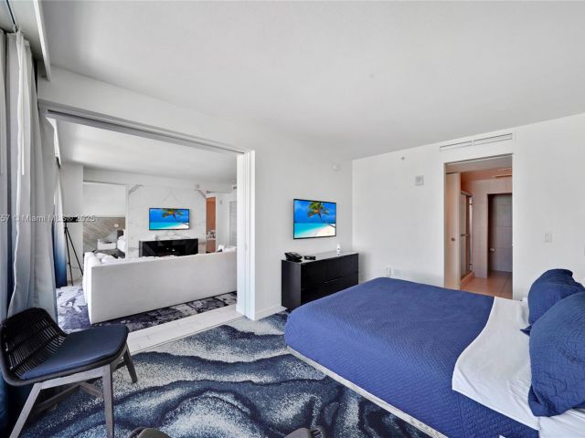 Apartment for sale  Unit #1704 - photo 6613423