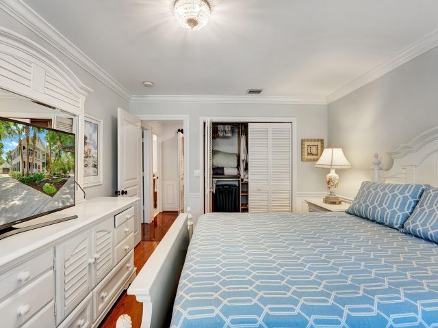 Home for rent at 306 N Swinton Avenue - photo 6614473