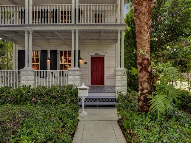 Home for rent at 306 N Swinton Avenue - photo 6614485