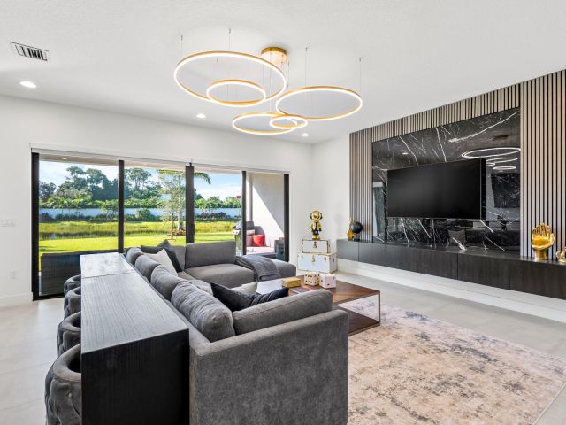 Home for sale at 8258 Essex Country Club Drive - photo 6622546