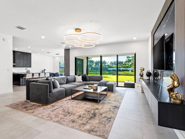 Home for sale at 8258 Essex Country Club Drive - photo 6622551