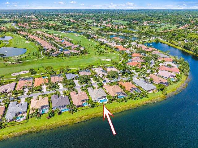 Home for sale at 8933 Lakes Boulevard - photo 6614373