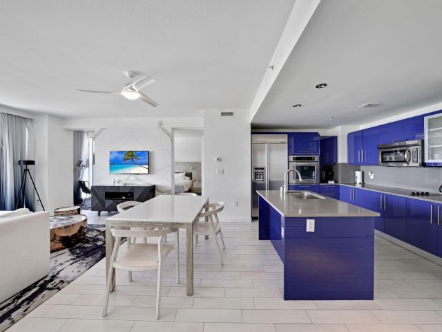 Apartment for sale  Unit #1704 - photo 6626767