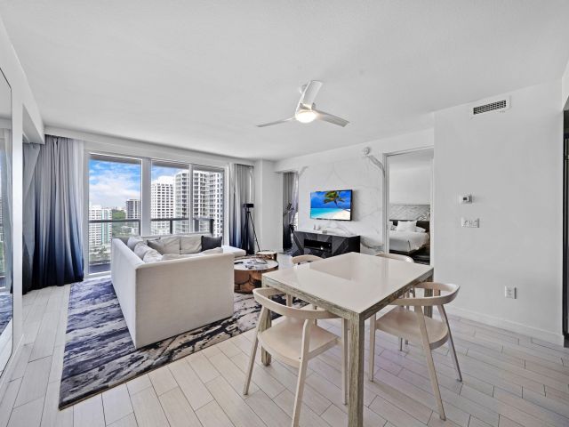 Apartment for sale  Unit #1704 - photo 6626769