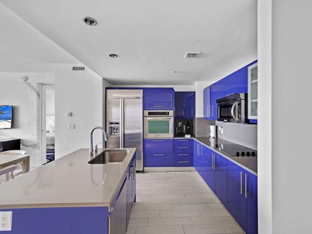 Apartment for sale  Unit #1704 - photo 6626772