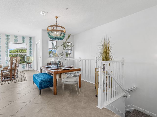 Home for rent at 3620 S Dixie Highway 240 - photo 6635849