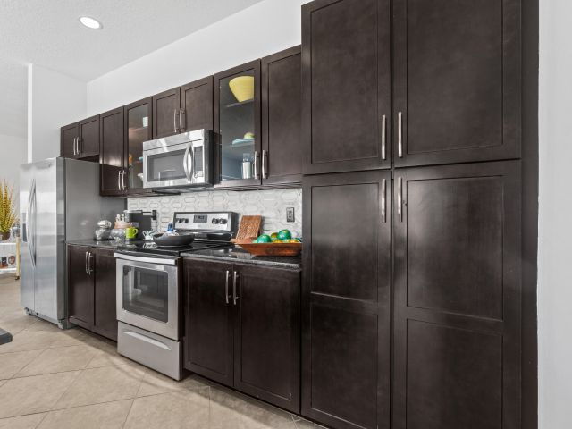 Home for rent at 3620 S Dixie Highway 240 - photo 6635856