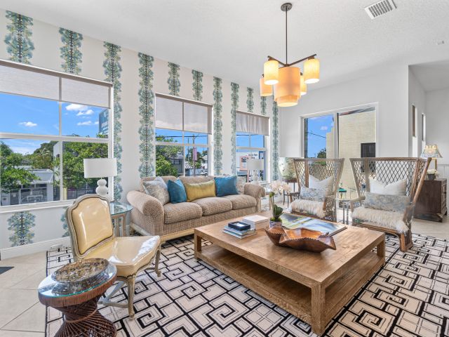 Home for rent at 3620 S Dixie Highway 240 - photo 6635857