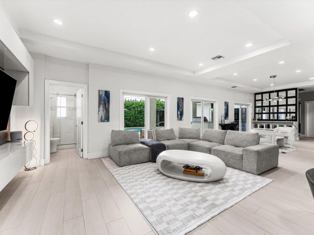 Home for sale at 1044 NW 6th Drive - photo 6643498