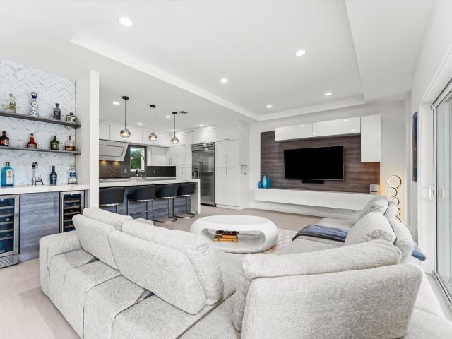 Home for sale at 1044 NW 6th Drive - photo 6643500