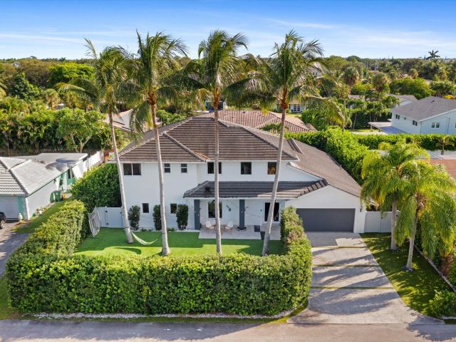 Home for sale at 1044 NW 6th Drive - photo 6643509