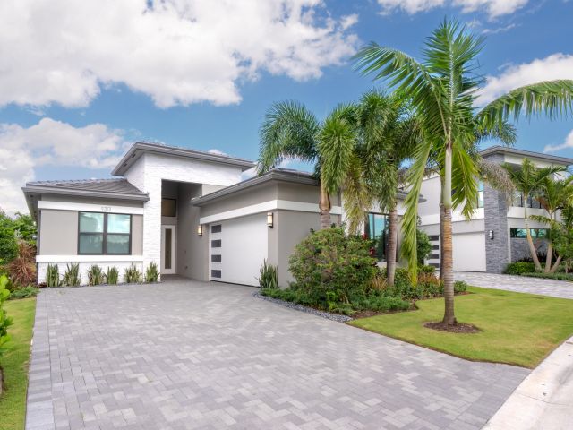 Home for sale at 9313 Sunflower Meadow Road - photo 6622493