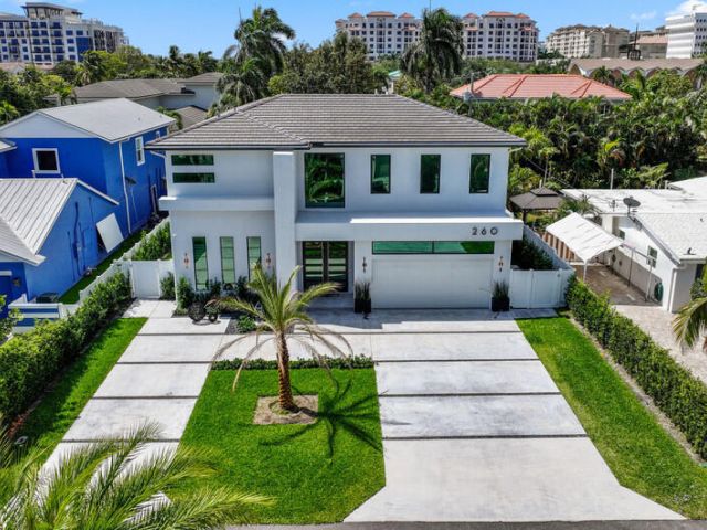 Home for sale at 260 NE 3rd Street - photo 6644683