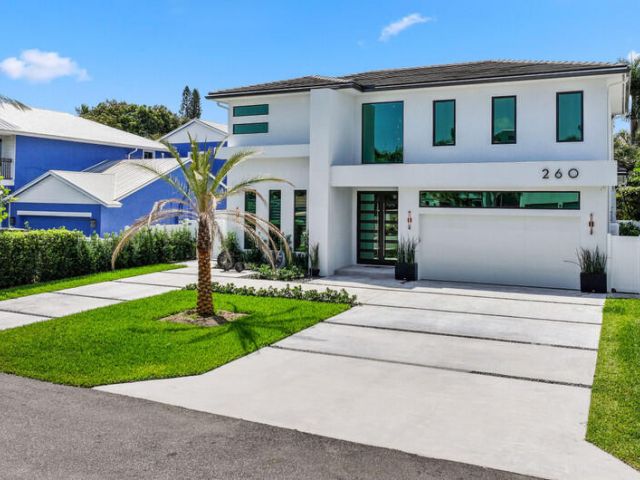 Home for sale at 260 NE 3rd Street - photo 6644685