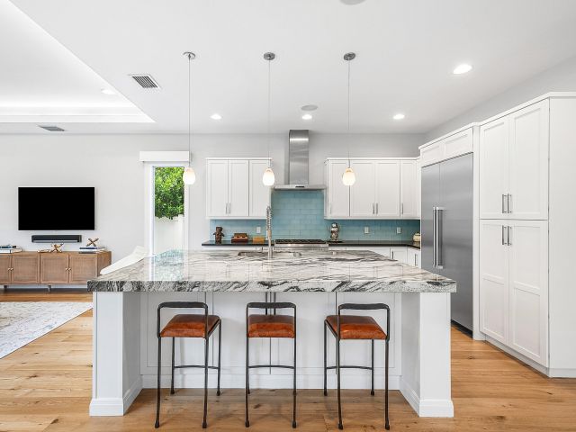 Home for sale at 1008 NW 1st Avenue - photo 6656671