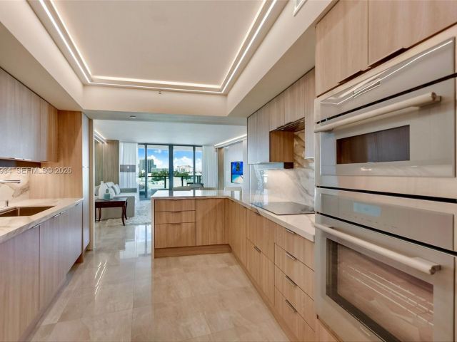 Apartment for sale  Unit #811 - photo 6646104