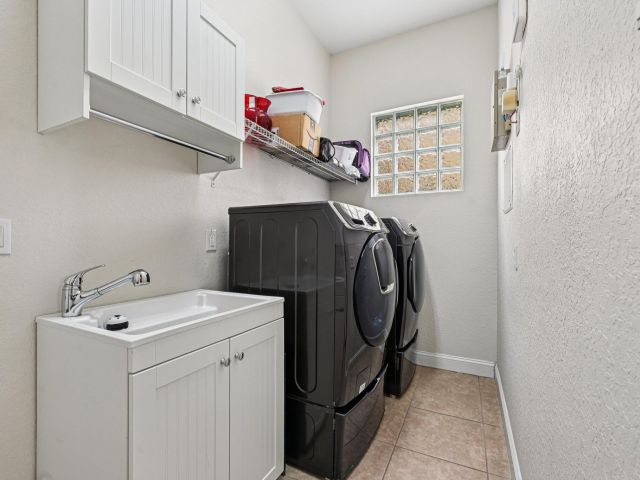 Home for sale at 553 Gazetta Way - photo 6616329