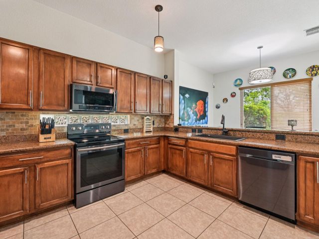 Home for sale at 553 Gazetta Way - photo 6616332