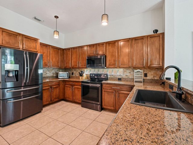 Home for sale at 553 Gazetta Way - photo 6616333