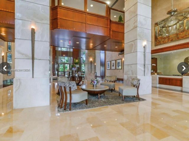 2-bedroom condo for rent in Aventura - 19501 W Country Club Dr 2515 - MondialRealty