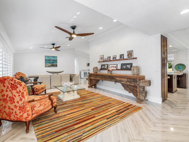 Home for sale at 7425 NE Bay Cove Court - photo 6622876