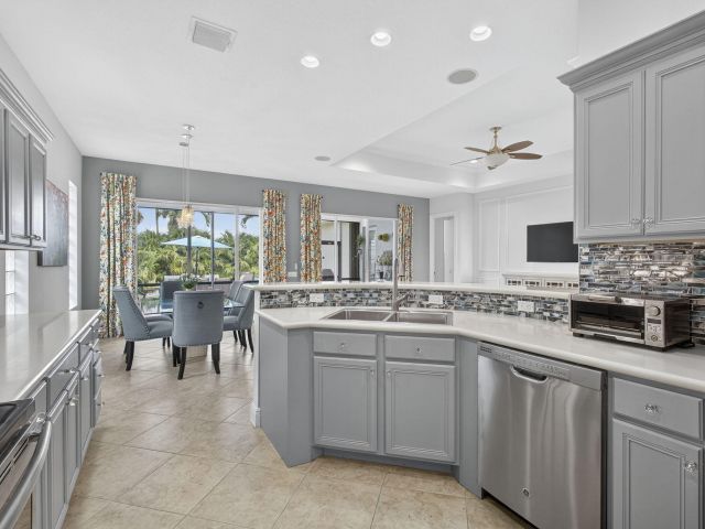 Home for sale at 10585 La Strada - photo 6630682