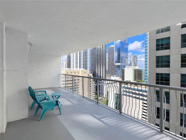 Apartment for sale  Unit #2814 - photo 6625345