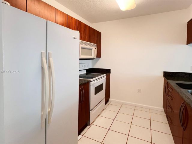 Apartment for sale  Unit #2814 - photo 6625353