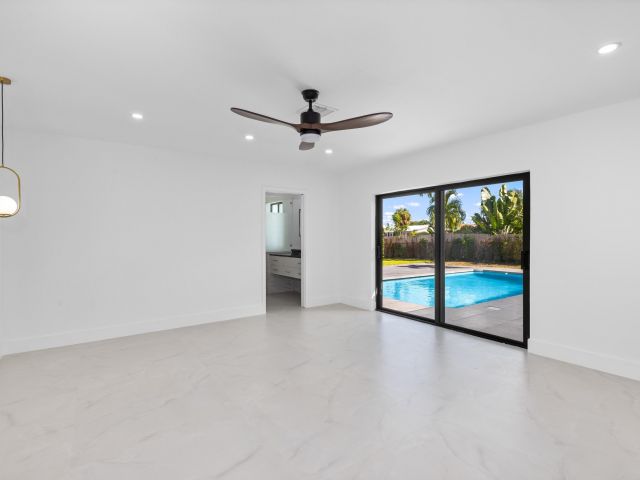 Home for sale at 18735 NE 18th Avenue - photo 6626681