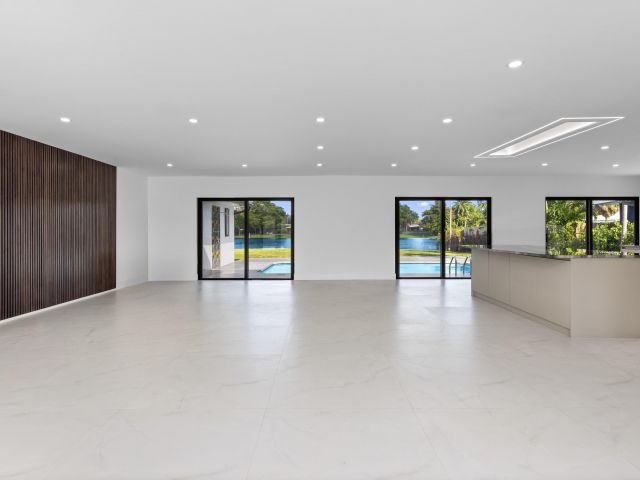 Home for sale at 18735 NE 18th Avenue - photo 6626688