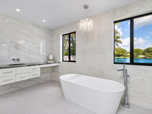 Home for sale at 18735 NE 18th Avenue - photo 6626691