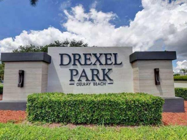 Home for rent at 16097 Poppyseed Circle 1908 - photo 6628751