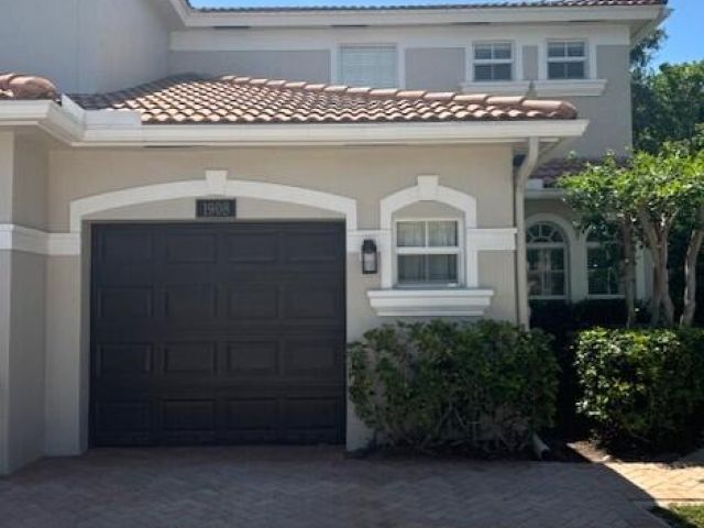 Home for rent at 16097 Poppyseed Circle 1908 - photo 6628765