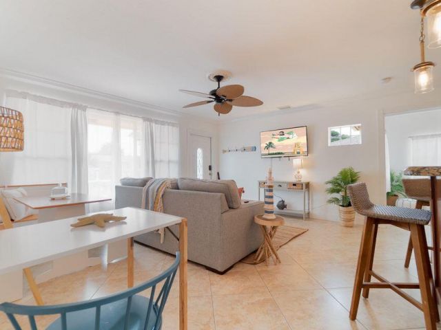 Home for sale at 951 Green Street - photo 6679135