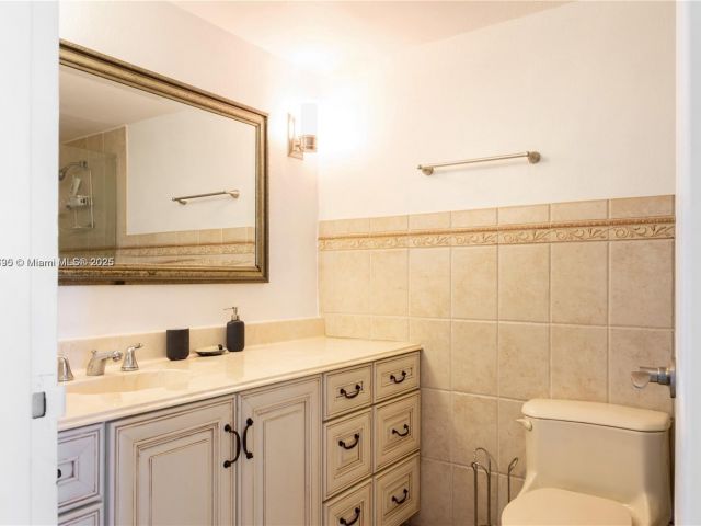 Apartment for rent  Unit #11U - photo 7438331